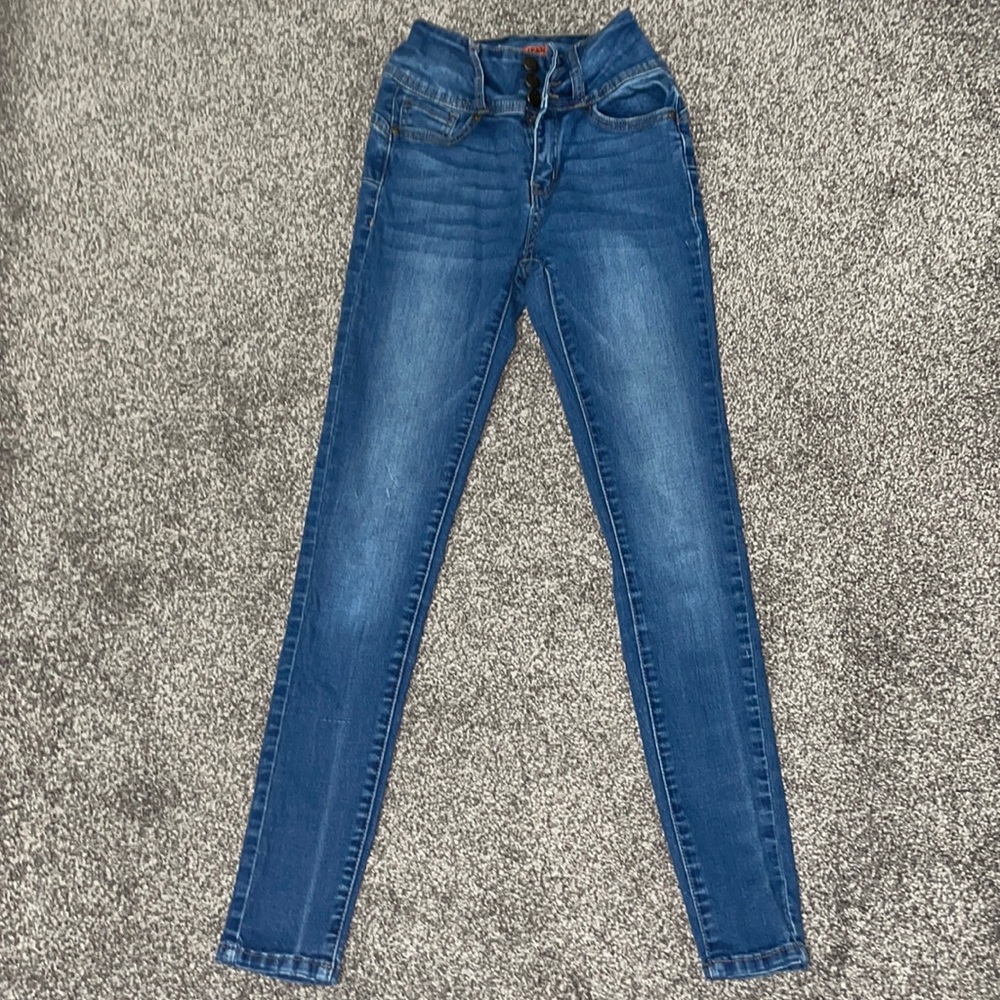 Straight Jeans